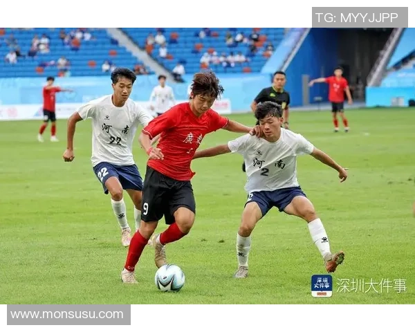 深圳足球队心理素质分析:如何在比赛中提升球队的心理韧性与竞争力 深圳足球队心理素质分析:如何在比赛中提升球队的心理韧性与竞争力