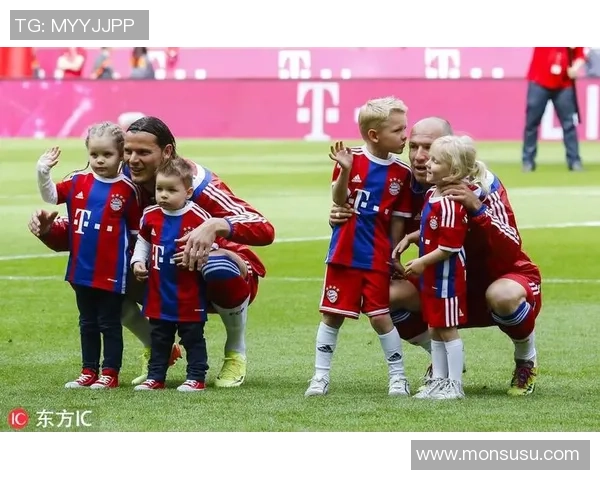 足球明星阵容合照展现球场风采与团队精神的完美瞬间 足球明星阵容合照展现球场风采与团队精神的完美瞬间