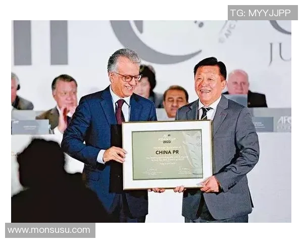 足球明星高薪背后的原因解析与行业价值探讨 足球明星高薪背后的原因解析与行业价值探讨